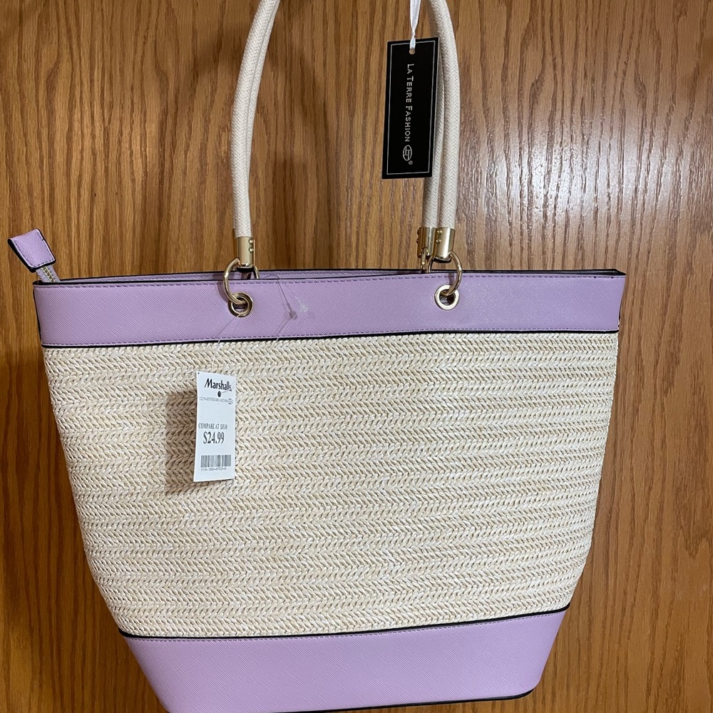 Brand new purse